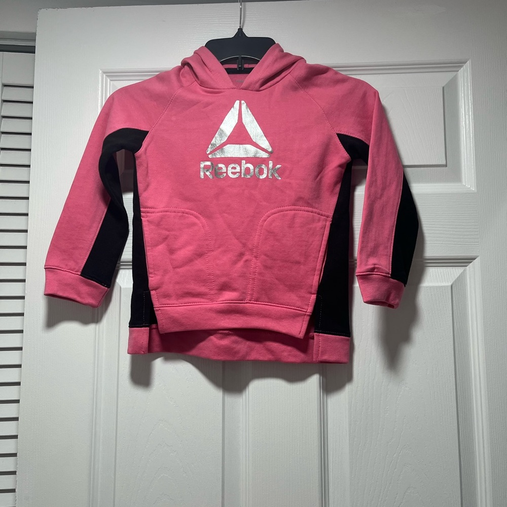 - - Reebok sweater de nina pink and black, size 5, long sleeves, new witho…